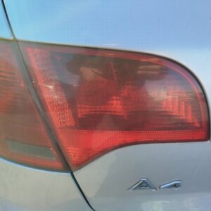 PILOTO TRASERO IZQUIERDO INTERIOR AUDI A4 AVANT (8E)