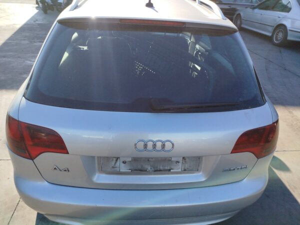 PORTON TRASERO AUDI A4 AVANT (8E)