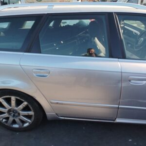 PUERTA TRASERA DERECHA AUDI A4 AVANT (8E)