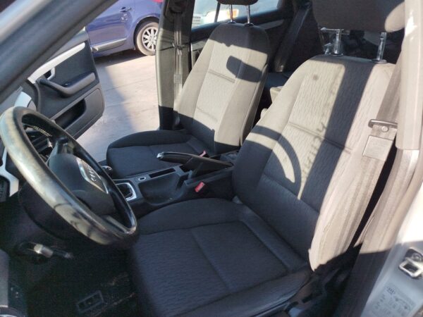 JUEGO ASIENTOS COMPLETO AUDI A4 AVANT (8E)