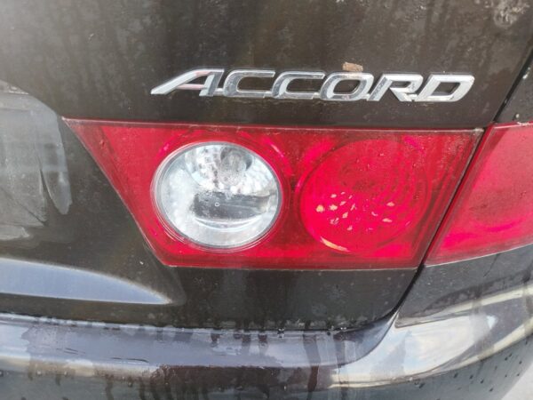 PILOTO TRASERO DERECHO INTERIOR HONDA ACCORD BERLINA (CL/CN)