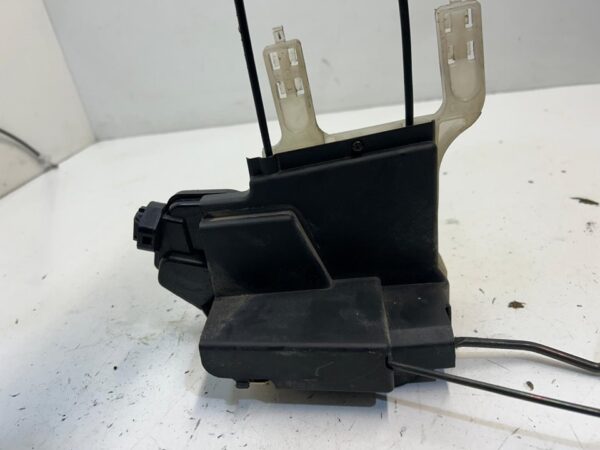 CERRADURA PUERTA DELANTERA IZQUIERDA HYUNDAI TUCSON (JM)