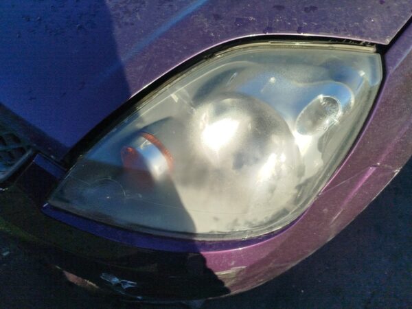 FARO IZQUIERDO FORD FIESTA (CBK)