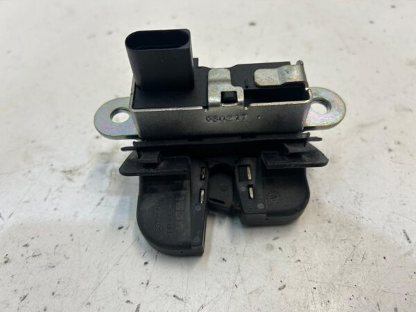 CERRADURA MALETERO / PORTON SEAT IBIZA SC (6J1)