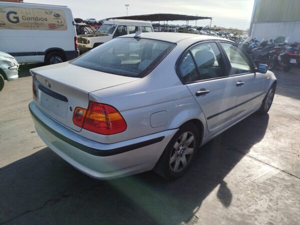PARAGOLPES TRASERO BMW SERIE 3 BERLINA (E46) - Imagen 3