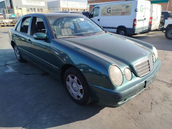 RADIADOR AGUA MERCEDES-BENZ CLASE E (BM 210) BERLINA - Imagen 4