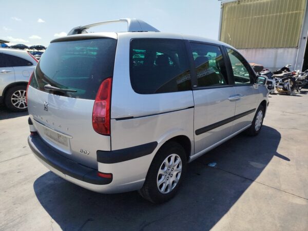 PARAGOLPES TRASERO PEUGEOT 807 - Imagen 4