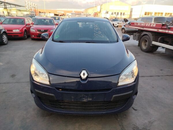 PARAGOLPES DELANTERO RENAULT MEGANE III BERLINA 5P - Imagen 2