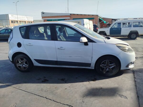 PORTON TRASERO RENAULT SCENIC III (JZ) - Imagen 3
