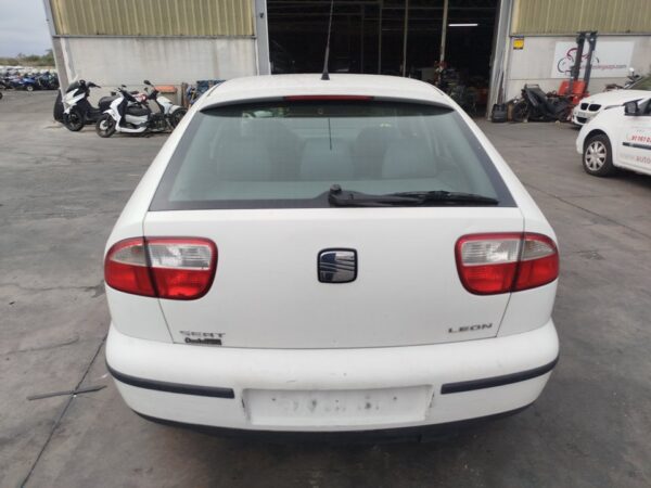 PILOTO TRASERO DERECHO SEAT LEON (1M1) - Imagen 4