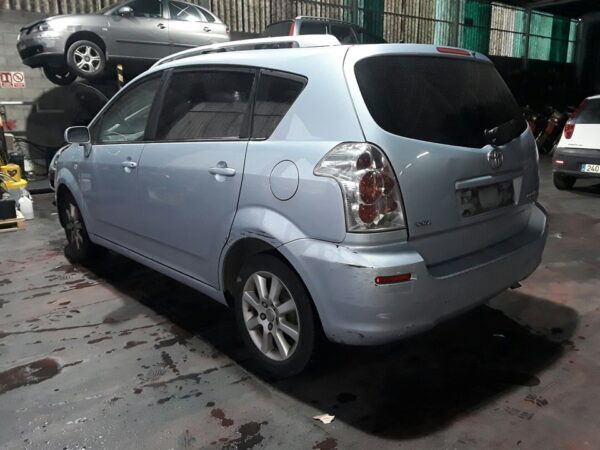 PARAGOLPES TRASERO TOYOTA COROLLA VERSO (R1) - Imagen 5