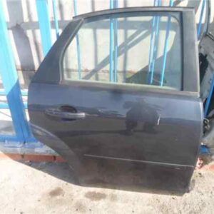 PUERTA TRASERA DERECHA FORD FOCUS BERLINA (CAP)