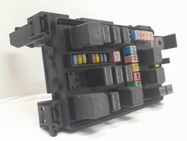CAJA RELES / FUSIBLES CHRYSLER 300C (LE/LX)