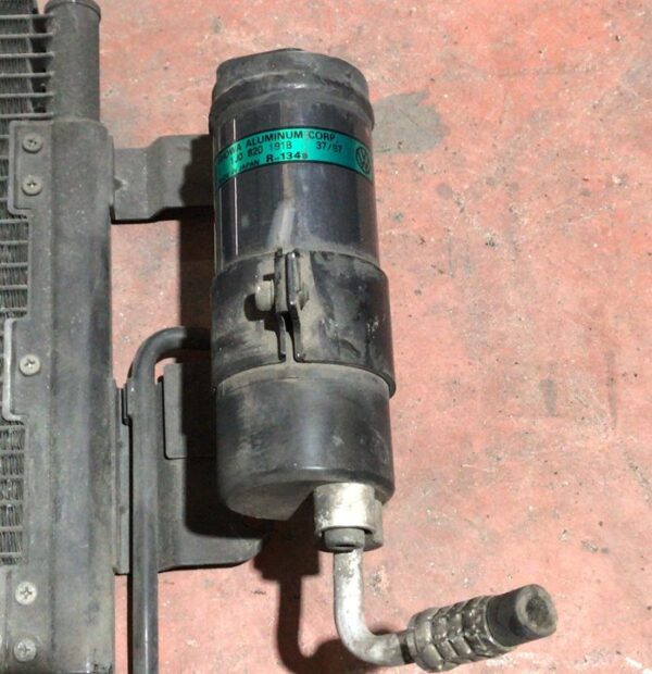 CONDENSADOR / RADIADOR  AIRE ACONDICIONADO AUDI A3 (8L)