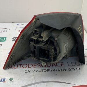 PILOTO TRASERO DERECHO VOLKSWAGEN GOLF V (1K1)(10.2003)