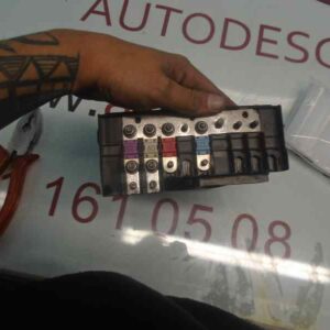 CAJA RELES / FUSIBLES SEAT LEON (1P1)