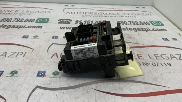 CAJA RELES / FUSIBLES PEUGEOT 307 BREAK / SW (S1)(04.2002)