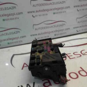 CAJA RELES / FUSIBLES MAZDA 3 BERLINA (BK)