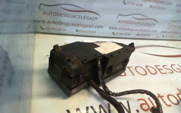 CAJA RELES / FUSIBLES FORD FOCUS BERLINA (CAP)