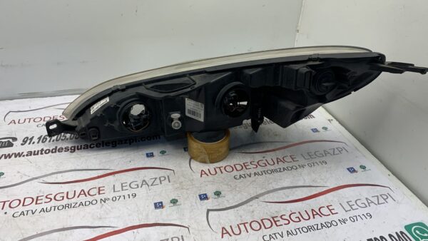 FARO DERECHO PEUGEOT 407