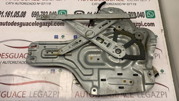 ELEVALUNAS TRASERO IZQUIERDO KIA CERATO (LD)