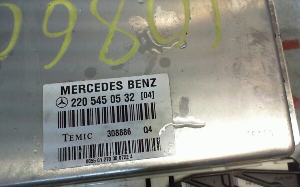 MERCEDES-BENZ CLASE S (BM 220) BERLINA