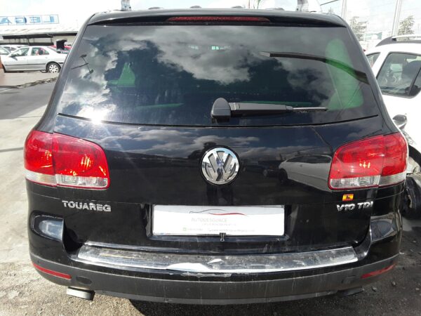 PORTON TRASERO VOLKSWAGEN TOUAREG (7LA)