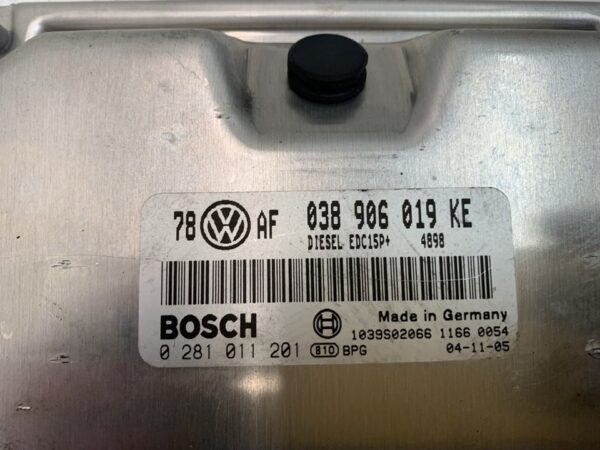 CENTRALITA MOTOR UCE VOLKSWAGEN PASSAT BERLINA (3B3)
