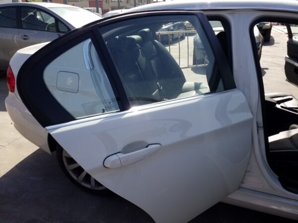 PUERTA TRASERA DERECHA BMW SERIE 3 BERLINA (E90)