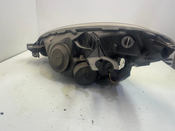 FARO DERECHO CITROEN C4 PICASSO