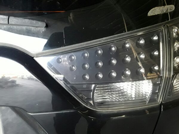 PILOTO TRASERO DERECHO INTERIOR MITSUBISHI OUTLANDER (CW0)