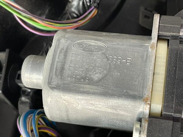 ELEVALUNAS DELANTERO IZQUIERDO FORD FIESTA (CB1)