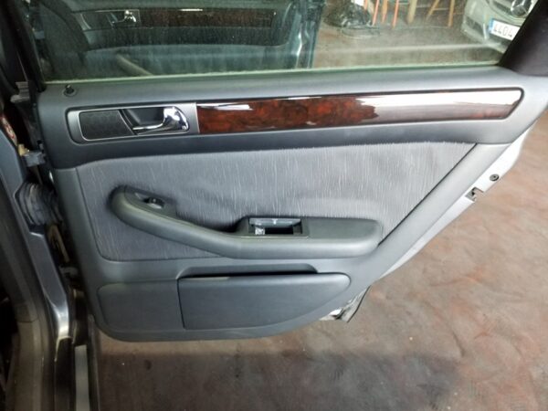 ELEVALUNAS TRASERO DERECHO AUDI A6 BERLINA (4B2)