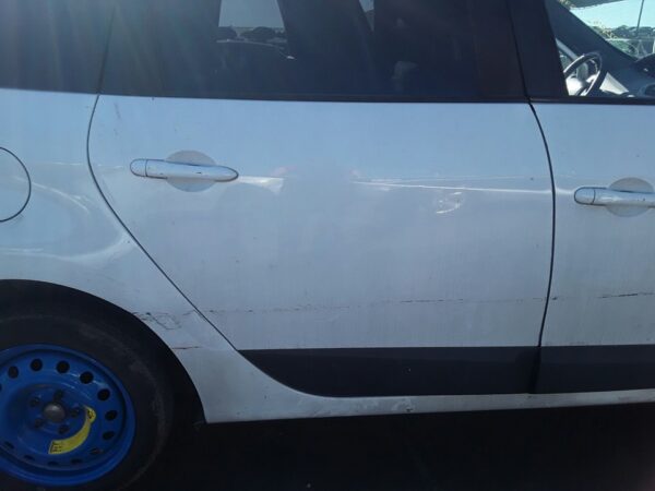 PUERTA TRASERA DERECHA RENAULT SCENIC III (JZ)
