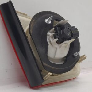 PILOTO TRASERO DERECHO INTERIOR VOLKSWAGEN JETTA V (1K2)