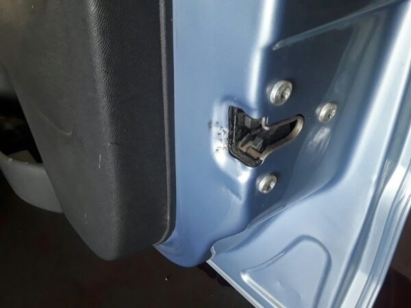 CERRADURA PUERTA DELANTERA DERECHA OPEL COMBO (CORSA C)