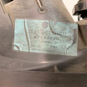 FARO DERECHO VOLKSWAGEN GOLF IV BERLINA (1J1)(10.1997)