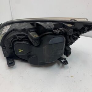 FARO DERECHO FORD FOCUS BERLINA (CAP)