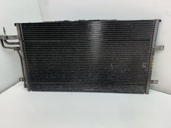 CONDENSADOR / RADIADOR  AIRE ACONDICIONADO FORD FOCUS BERLINA (CAP)