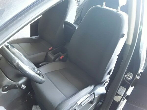 JUEGO ASIENTOS COMPLETO VOLKSWAGEN GOLF PLUS VI (521)