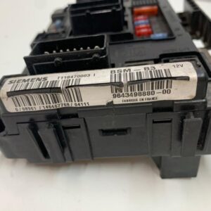 CAJA RELES / FUSIBLES CITROEN C2