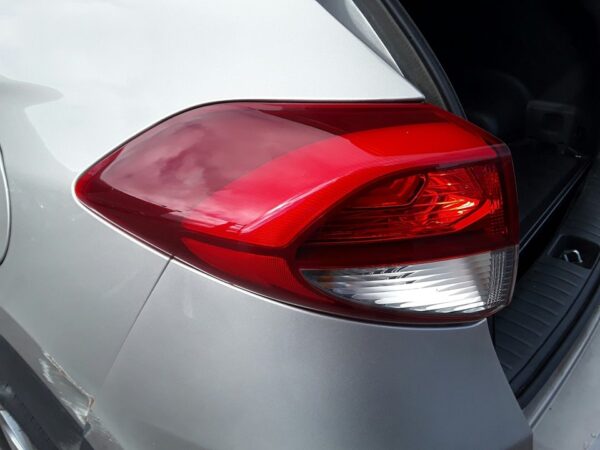 PILOTO TRASERO IZQUIERDO HYUNDAI TUCSON (TL)