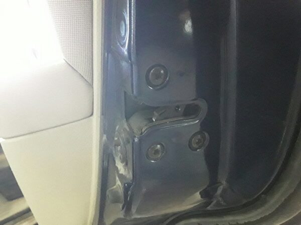 CERRADURA PUERTA TRASERA DERECHA HYUNDAI SANTA FE (CM)