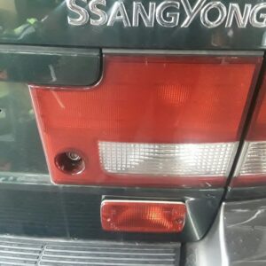 PILOTO TRASERO DERECHO INTERIOR SSANGYONG MUSSO