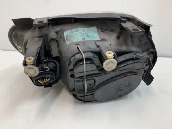 FARO DERECHO VOLKSWAGEN GOLF IV BERLINA (1J1)(10.1997)