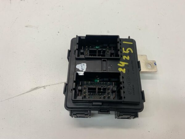CAJA RELES / FUSIBLES HYUNDAI TUCSON (TL)