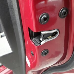 CERRADURA PUERTA TRASERA DERECHA CHEVROLET AVEO HATCHBACK