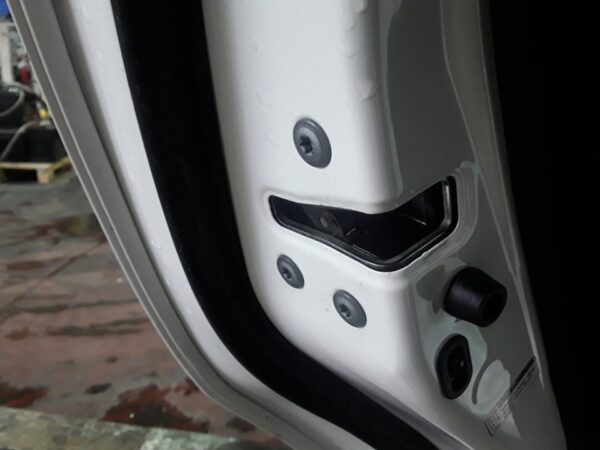 CERRADURA PUERTA TRASERA IZQUIERDA TOYOTA AURIS (E15)