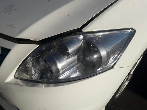 FARO IZQUIERDO TOYOTA AURIS (E15)