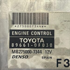 CENTRALITA MOTOR UCE TOYOTA COROLLA VERSO (R1)